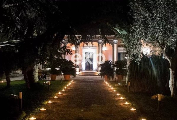 casa indipendente in vendita a Molfetta in zona Madonna della Rosa