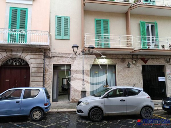 negozio in vendita a Molfetta in zona Centro Città