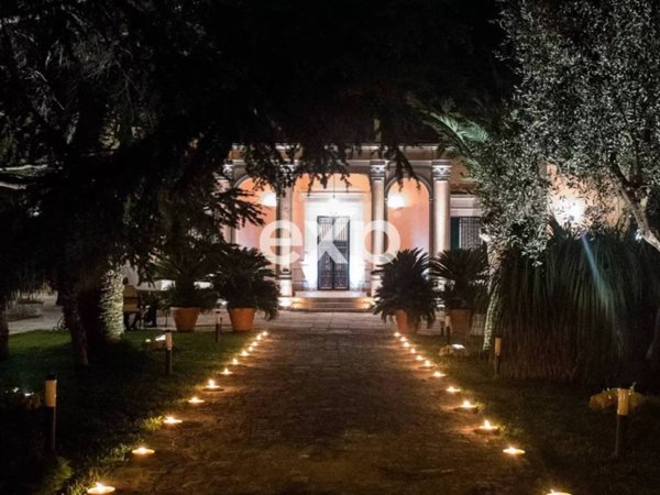 casa indipendente in vendita a Molfetta in zona Madonna della Rosa