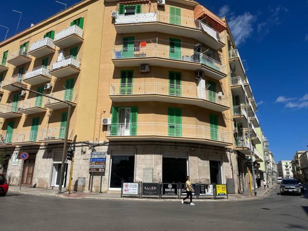 locale commerciale in vendita a Molfetta in zona Centro Città