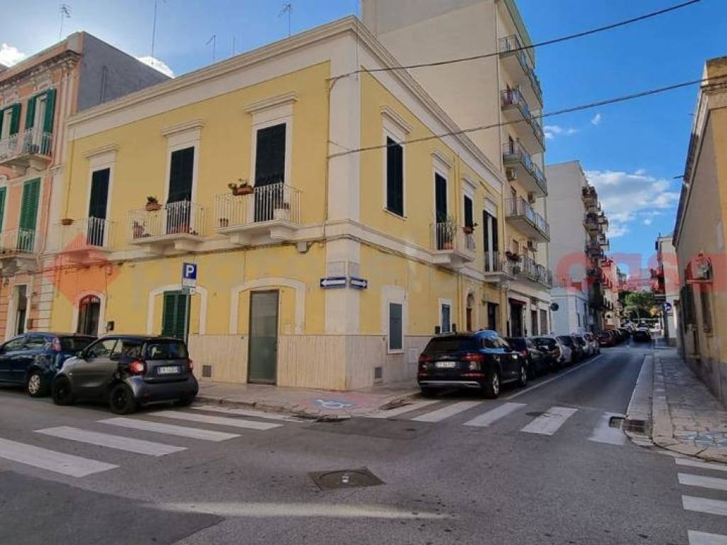 negozio in vendita a Monopoli