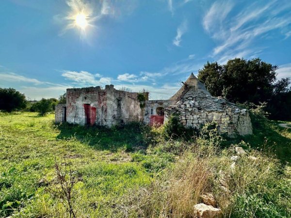 quadrivano in vendita a Monopoli
