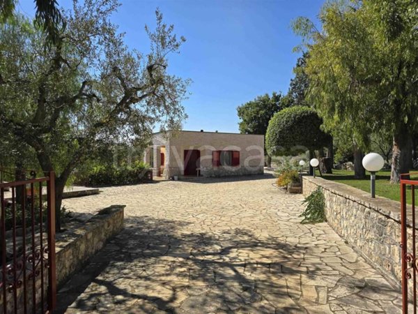 casa indipendente in vendita a Monopoli in zona Centro Storico
