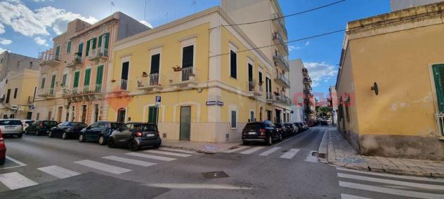 negozio in vendita a Monopoli