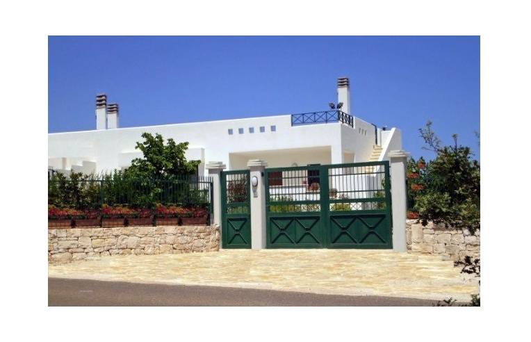 casa indipendente in vendita a Monopoli in zona Cozzana