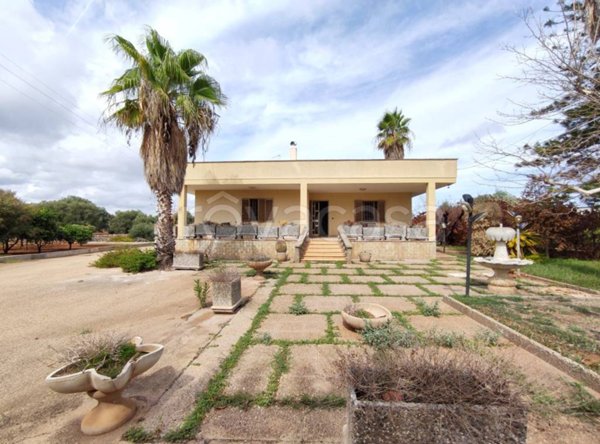 casa indipendente in vendita a Monopoli
