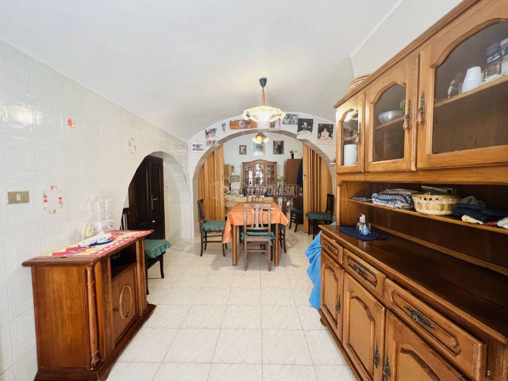 casa indipendente in vendita a Monopoli in zona Centro Storico