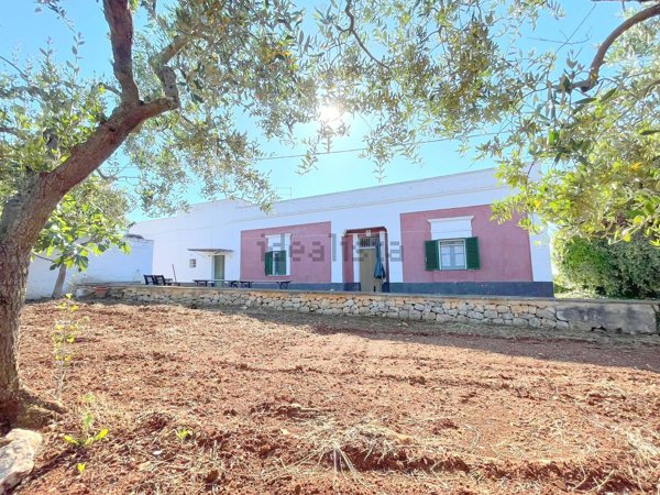 casa indipendente in vendita a Monopoli