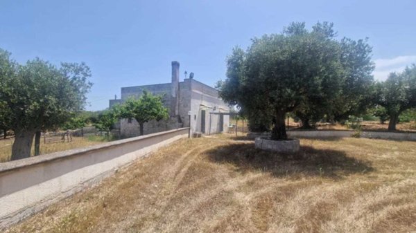 casa indipendente in vendita a Monopoli in zona Lamascrasciola