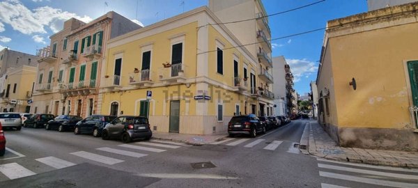 locale commerciale in vendita a Monopoli