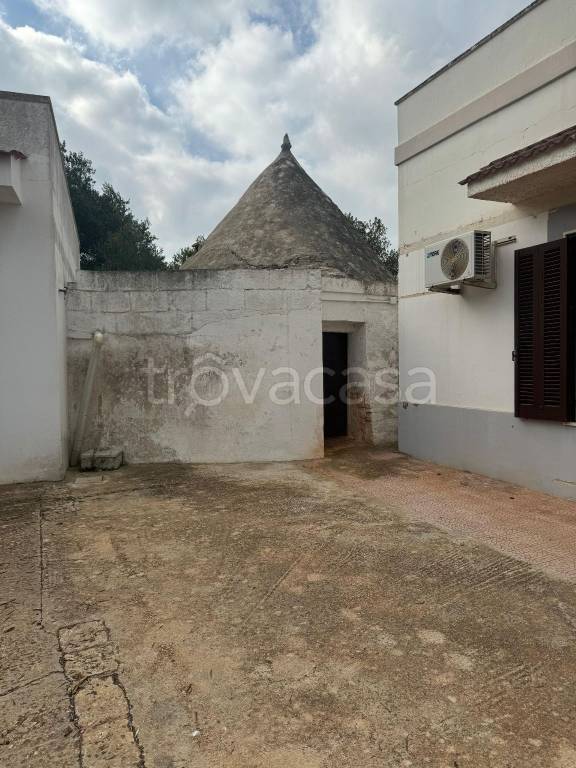 casa indipendente in vendita a Monopoli in zona Cozzana