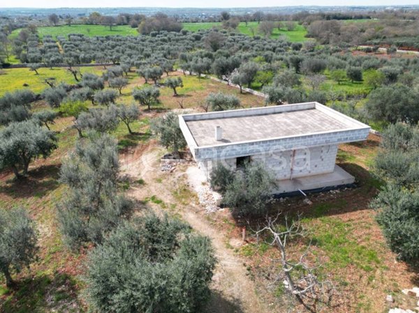 locale commerciale in vendita a Monopoli