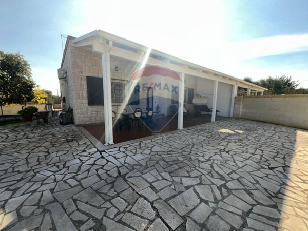 casa indipendente in vendita a Monopoli in zona Cristo delle Zolle
