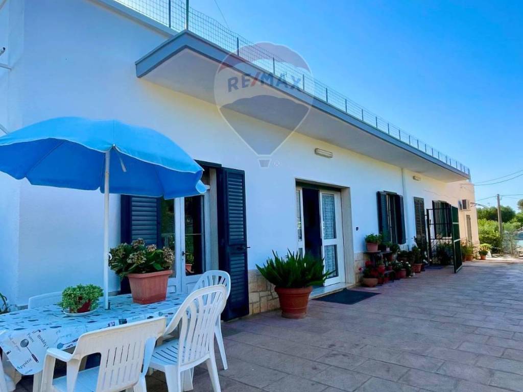 casa indipendente in vendita a Monopoli