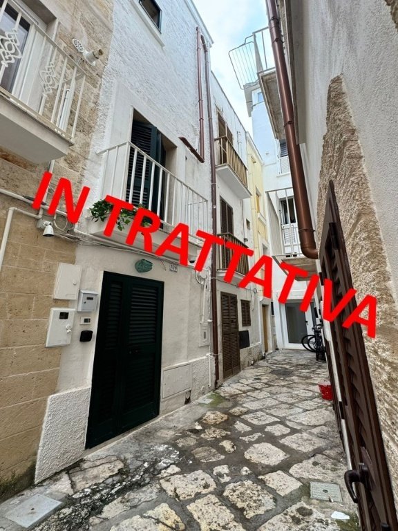 casa indipendente in vendita a Monopoli in zona Centro Storico