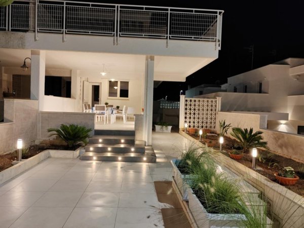 casa indipendente in vendita a Monopoli