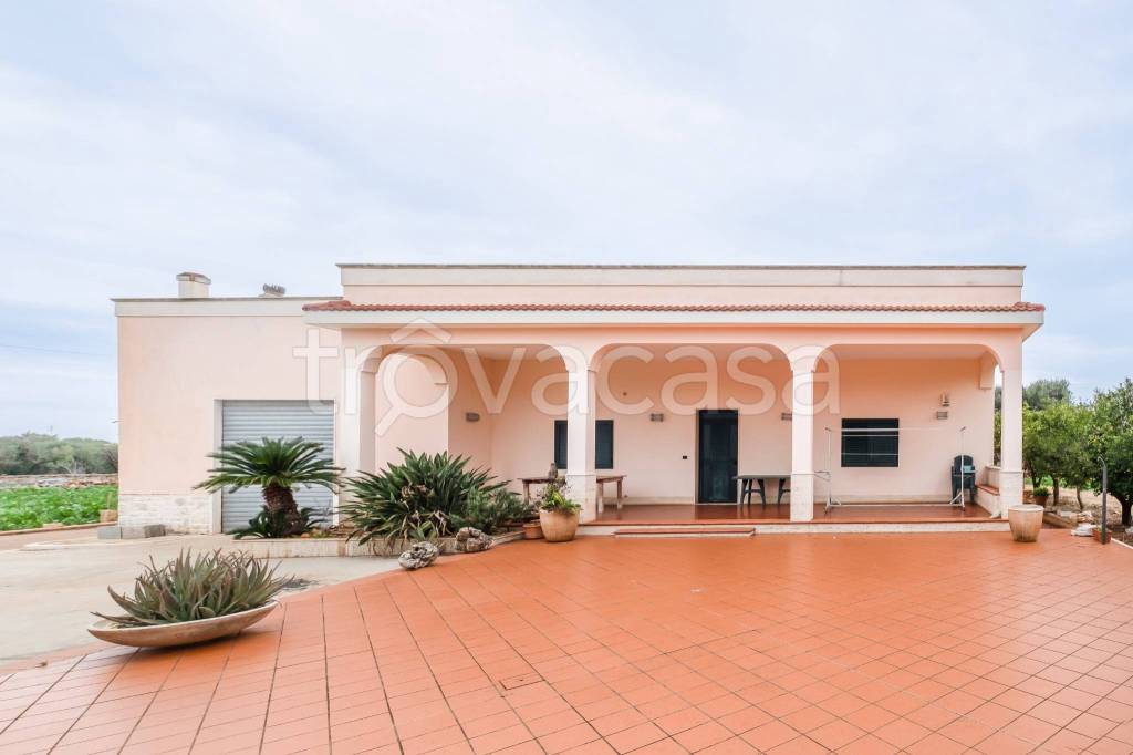 casa indipendente in vendita a Monopoli