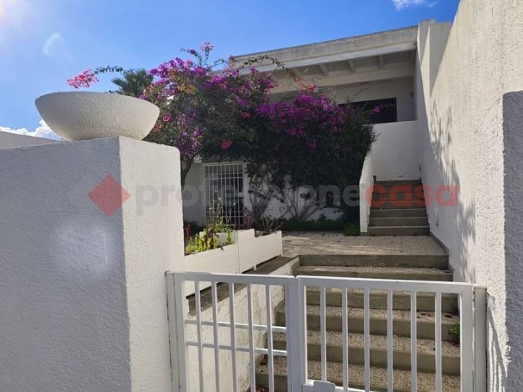 casa indipendente in vendita a Monopoli