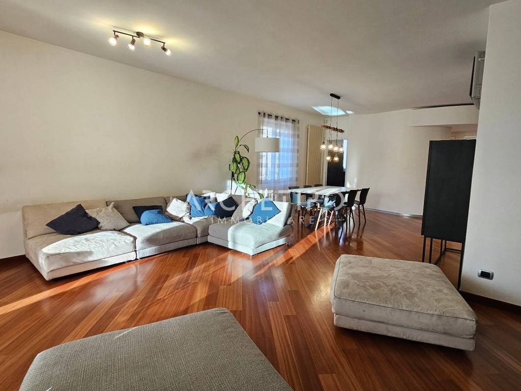 casa indipendente in vendita a Monopoli