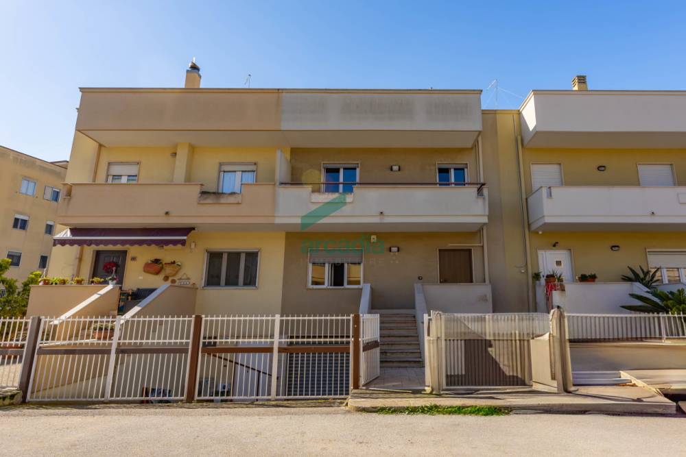 casa indipendente in vendita a Monopoli