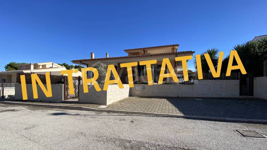 casa indipendente in vendita a Monopoli