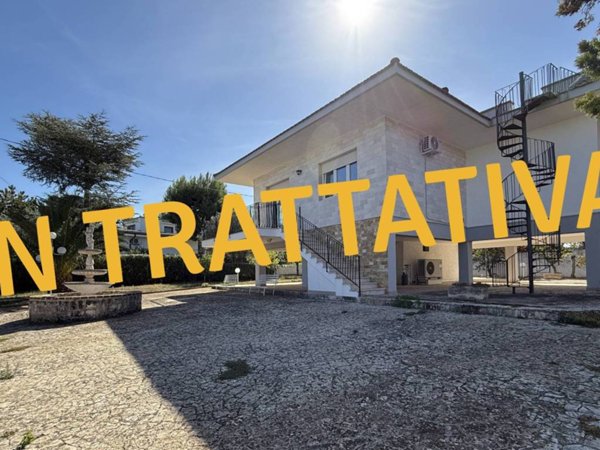 casa indipendente in vendita a Monopoli