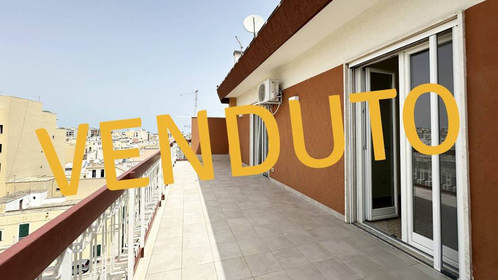appartamento in vendita a Monopoli in zona Centro Storico