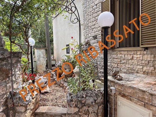 appartamento in vendita a Monopoli in zona Cozzana