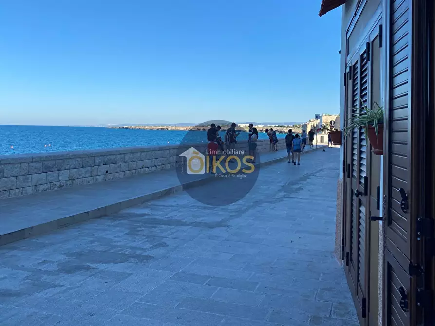 casa indipendente in vendita a Monopoli in zona Centro Storico