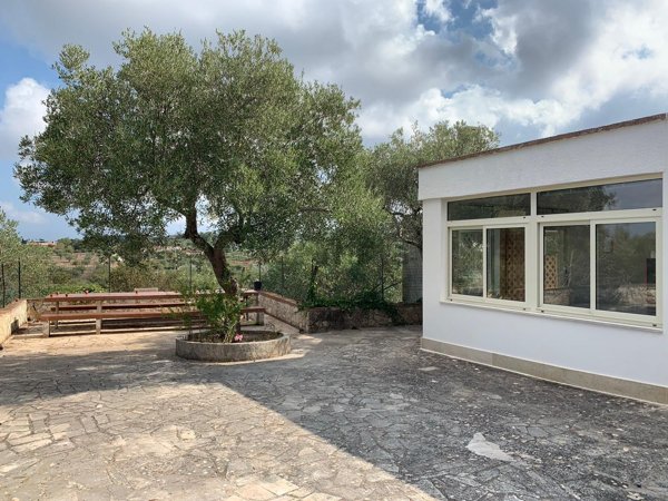 casa indipendente in vendita a Monopoli