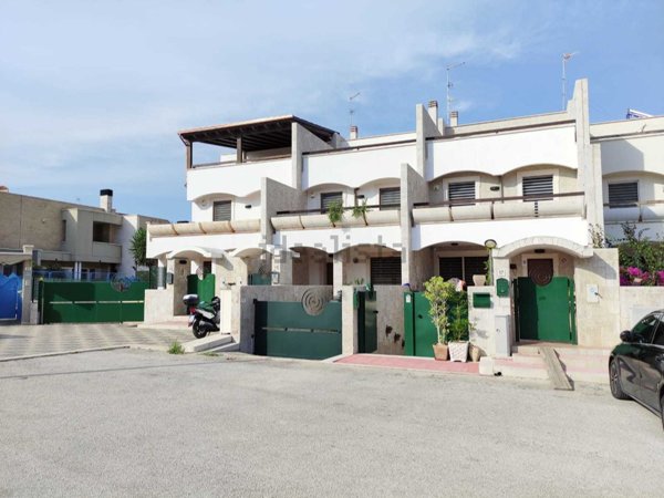 casa indipendente in vendita a Monopoli