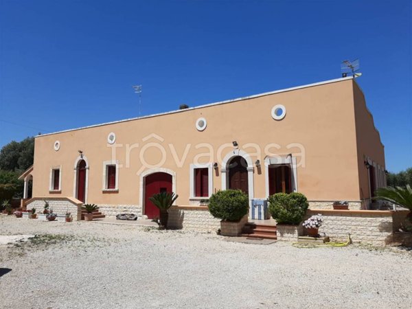 casa indipendente in vendita a Monopoli in zona Cozzana