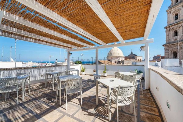appartamento in vendita a Monopoli in zona Centro Storico