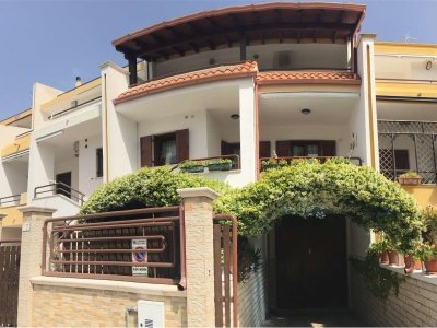 casa indipendente in vendita a Monopoli