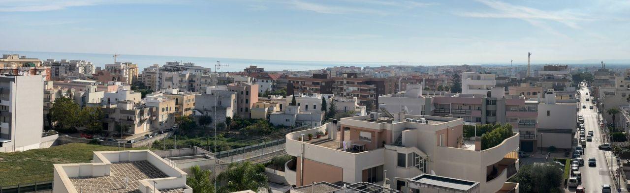 appartamento in vendita a Monopoli in zona Centro Storico