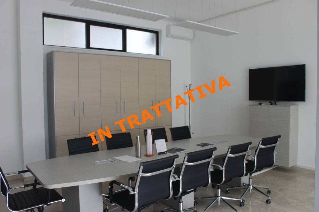 ufficio in vendita a Monopoli