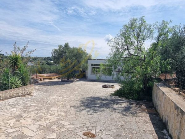 casa indipendente in vendita a Monopoli