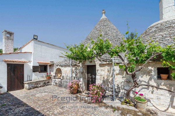 casa indipendente in vendita a Monopoli