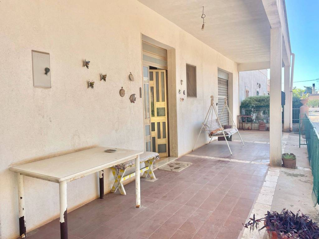casa indipendente in vendita a Monopoli