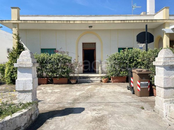 casa indipendente in vendita a Monopoli