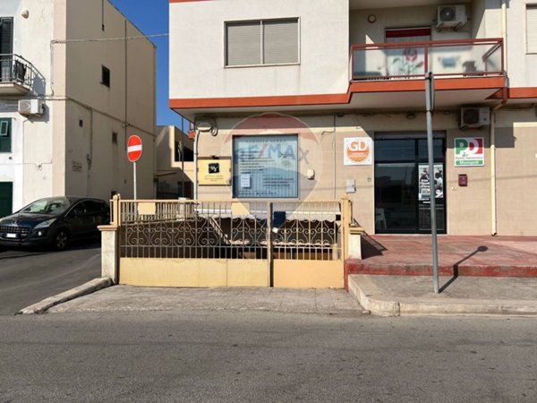 ufficio in vendita a Monopoli in zona Centro Storico