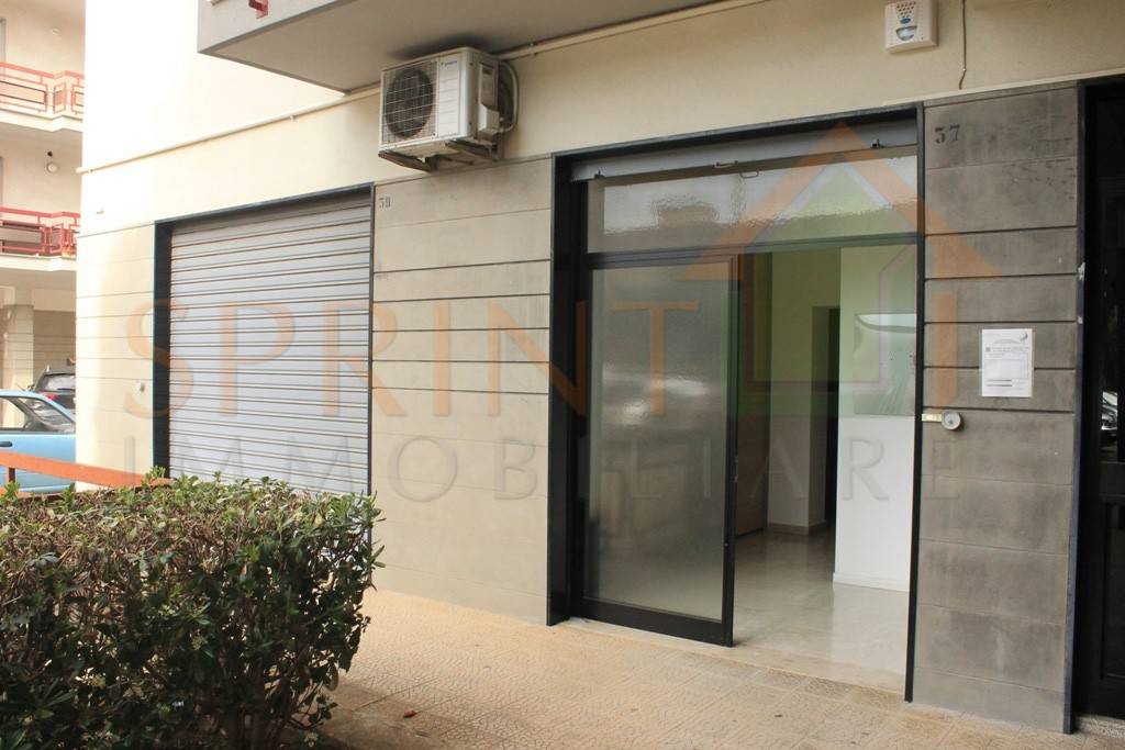 ufficio in vendita a Monopoli