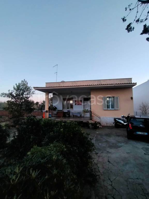 casa indipendente in vendita a Monopoli in zona San Bartolomeo
