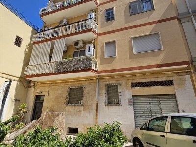 appartamento in vendita a Monopoli in zona Centro Storico