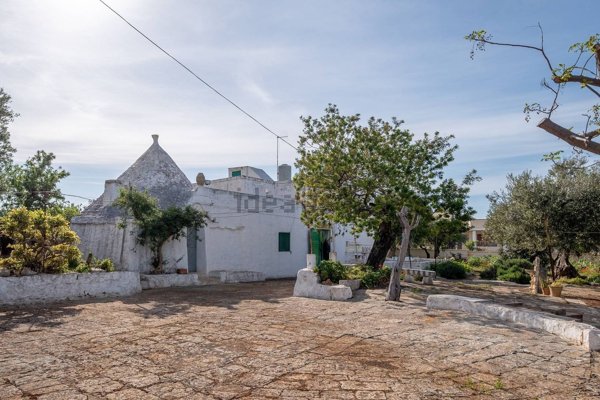 casale in vendita a Monopoli in zona Caramanna
