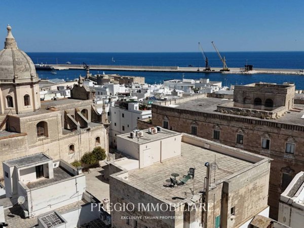 appartamento in vendita a Monopoli in zona Centro Storico