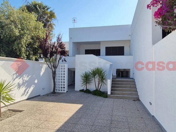 casa indipendente in vendita a Monopoli