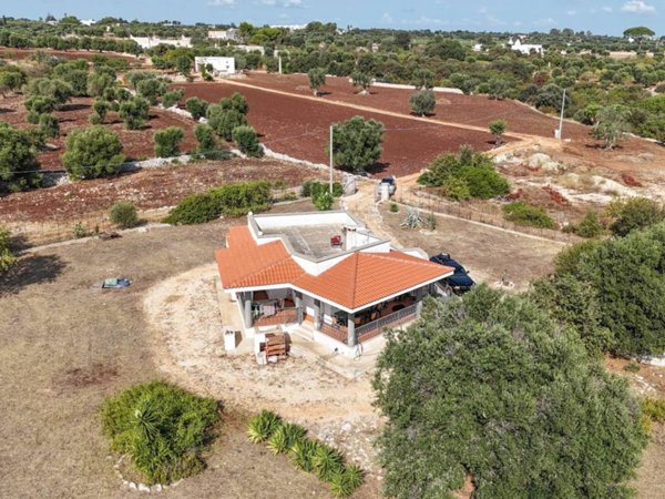 casa indipendente in vendita a Monopoli