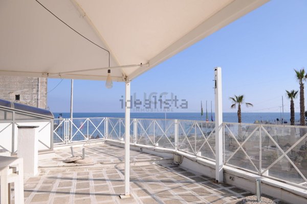 casa indipendente in vendita a Monopoli in zona Centro Storico