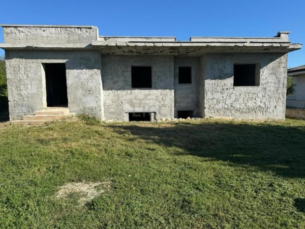 casa indipendente in vendita a Monopoli